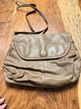 Vintage Shane Genuine Leather Taupe Crossbody Bag 90s